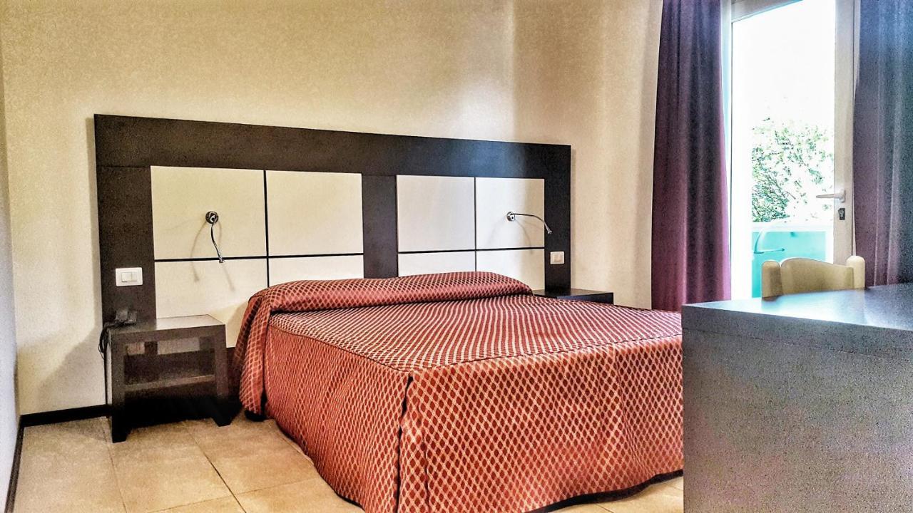 Hotel Alla Terrazza Bibione Kültér fotó