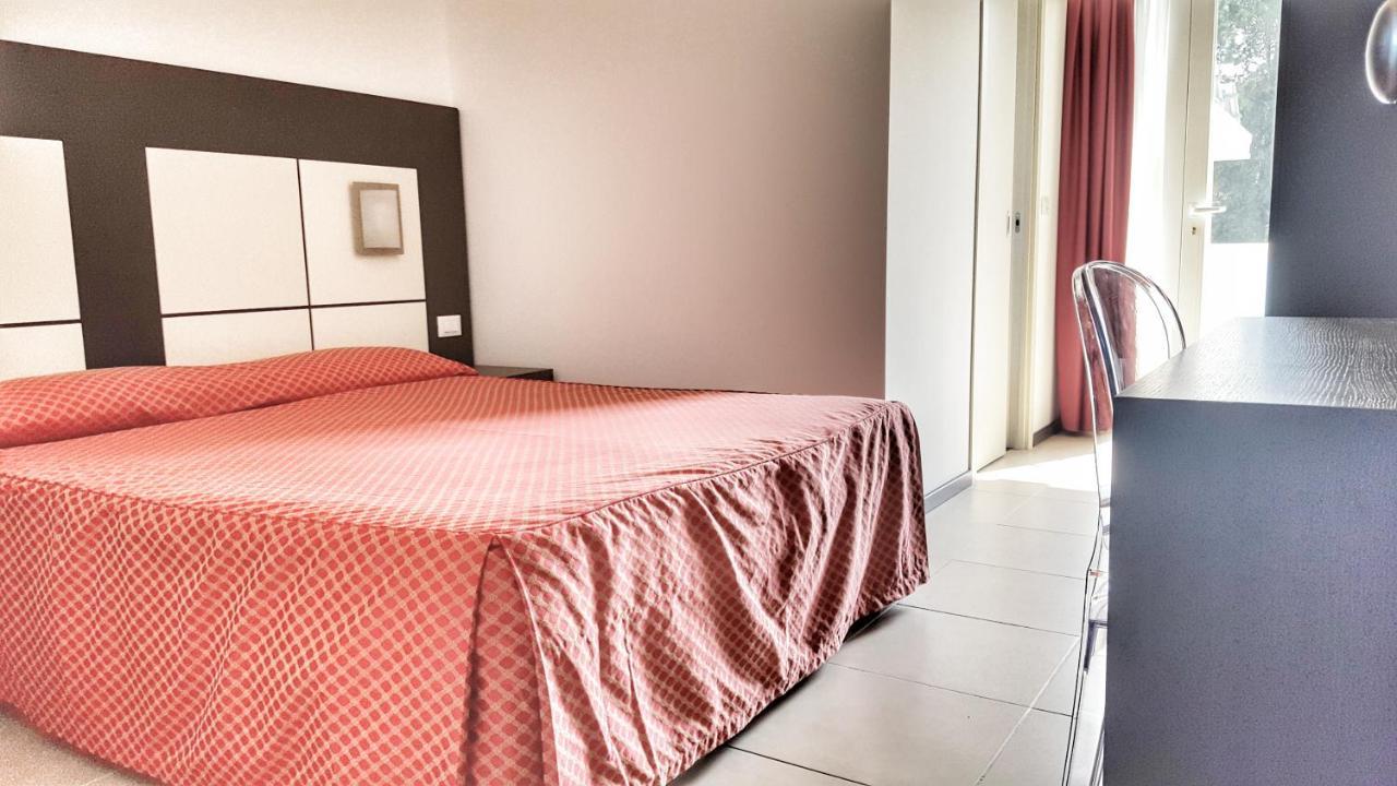 Hotel Alla Terrazza Bibione Kültér fotó